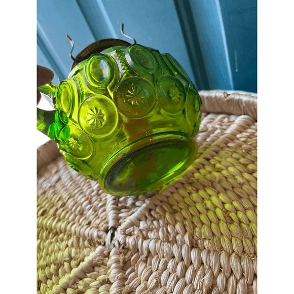 Vintage Heritage L. E. Smith Green Glass Moon and Stars Oil Lamp w/Sticker - Picture 4 of 8